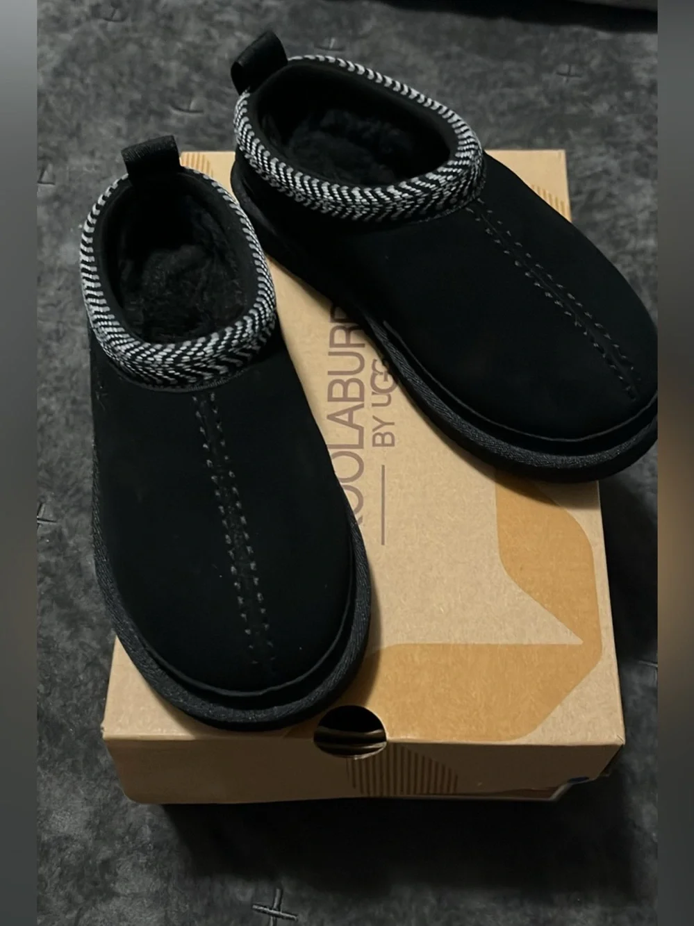 Kookaburra By UGG Little kids Black Slip-On